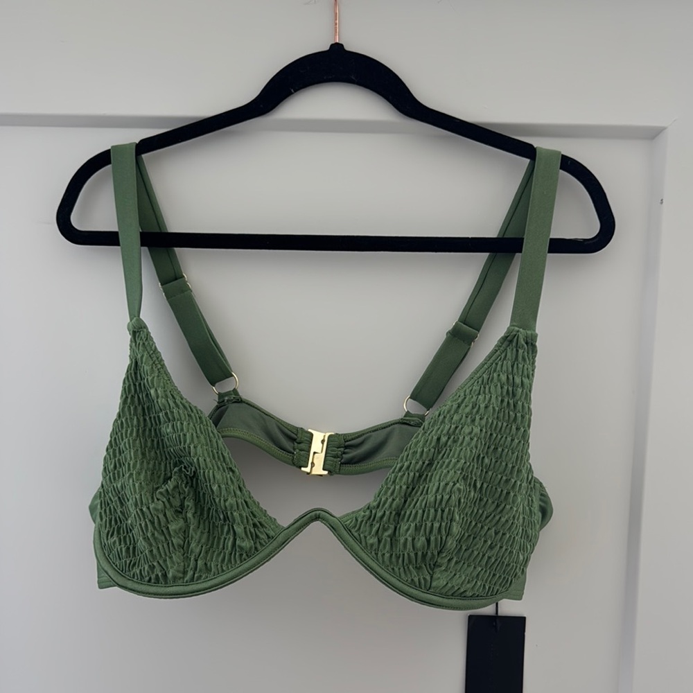 NWT ASOS Swimsuit top size 18
